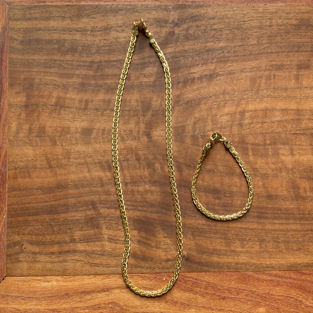 Necklace, Bracelet and Earring set